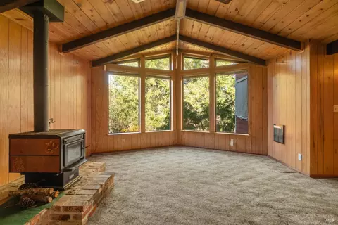 Living - 24465 Sherwood Rd, Willits, CA 95490 photo 2 of 5