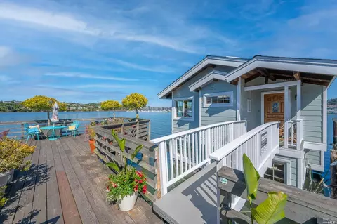 34 Gate 6 12 Rd, Sausalito, CA 94965