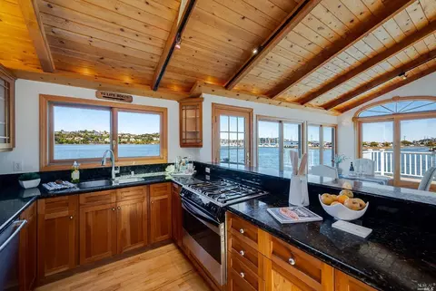34 Gate 6 12 Rd, Sausalito, CA 94965 photo 19
