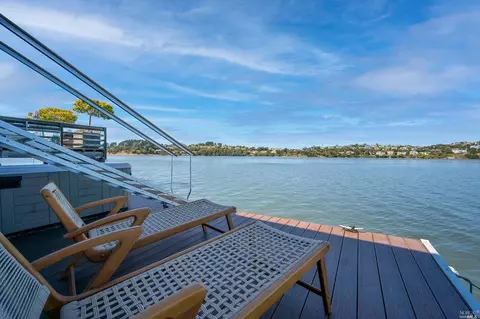 34 Gate 6 12 Rd, Sausalito, CA 94965 photo 3