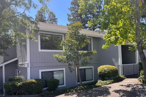 31 Hector Ln, Novato, CA 94949