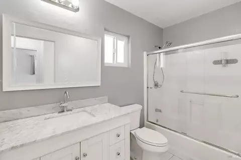 Bath - 112 Glenn St, Vallejo, CA 94590 photo 1 of 2