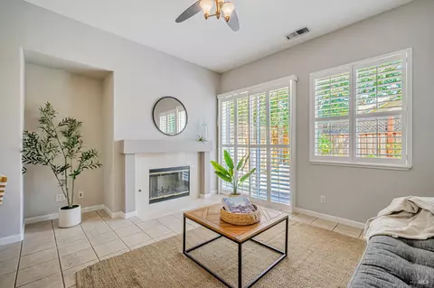 Living - 1279 Eagle Dr, Windsor, CA 95492 photo 5 of 5