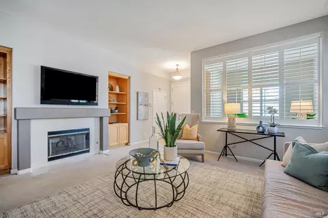 Living - 1279 Eagle Dr, Windsor, CA 95492 photo 3 of 5