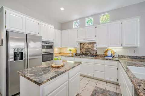 Kitchen - 1279 Eagle Dr, Windsor, CA 95492 photo 1 of 6