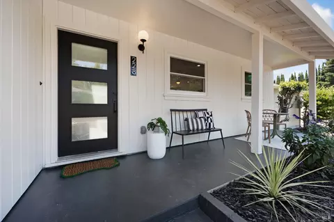 228 Sun Ct, Healdsburg, CA 95448 photo 3