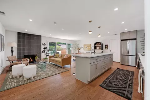 228 Sun Ct, Healdsburg, CA 95448 photo 4
