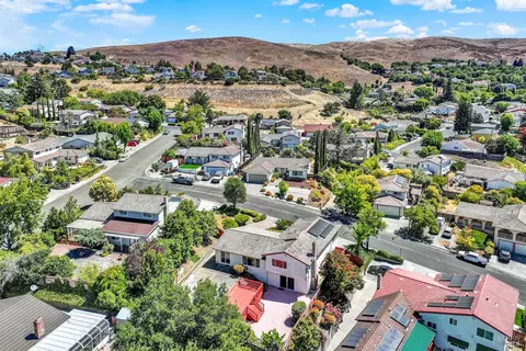 View/Area - 141 Stratford St, Vallejo, CA 94591 photo 9 of 12