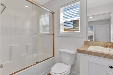 29 Catalpa Dr, Vallejo, CA 94589 photo 13