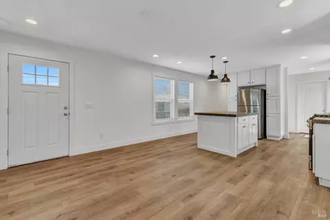 29 Catalpa Dr, Vallejo, CA 94589 photo 4