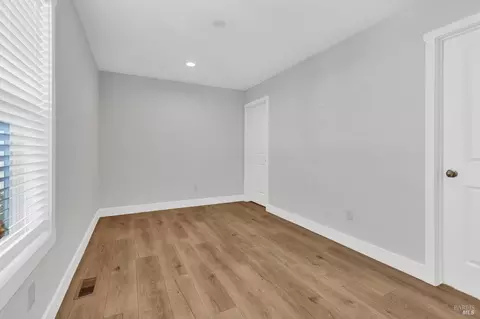 29 Catalpa Dr, Vallejo, CA 94589 photo 17