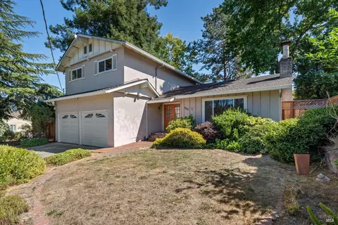 1321 Magnolia Ave, Petaluma, CA 94952