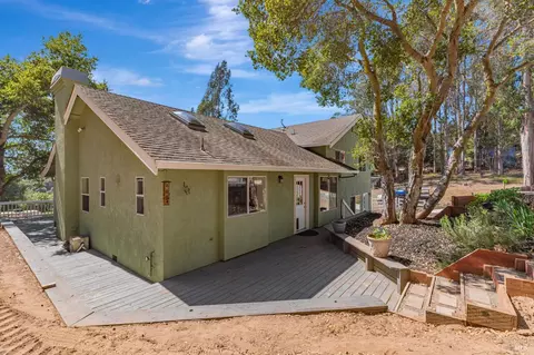 Exterior - 450 Echo Valley Rd, Salinas, CA 93907 photo 10 of 22