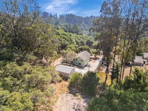 View/Area - 450 Echo Valley Rd, Salinas, CA 93907 photo 7 of 10