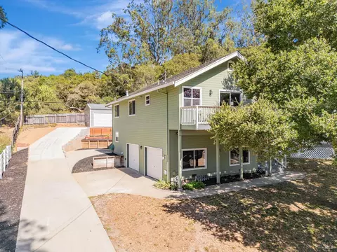 Exterior - 450 Echo Valley Rd, Salinas, CA 93907 photo 18 of 22