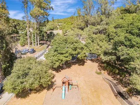 Exterior - 450 Echo Valley Rd, Salinas, CA 93907 photo 19 of 22