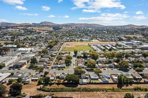 View/Area - 951 Oakwood Ave, Vallejo, CA 94591 photo 2 of 4