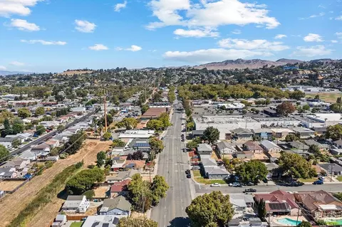 View/Area - 951 Oakwood Ave, Vallejo, CA 94591 photo 4 of 4