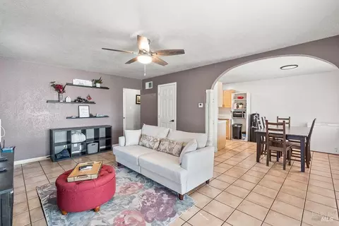 Other - 951 Oakwood Ave, Vallejo, CA 94591 photo 2 of 7