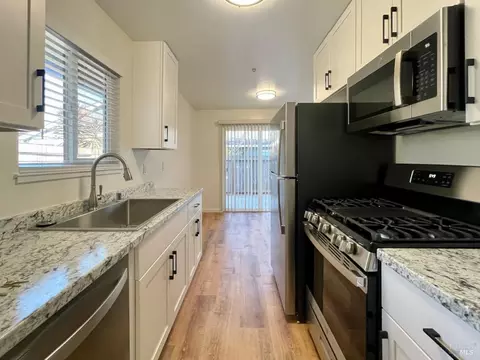 Kitchen - 476-478 Lincoln Ave, Cotati, CA 94931 photo 1 of 4
