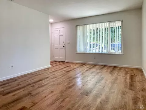 Living - 476-478 Lincoln Ave, Cotati, CA 94931 photo 1 of 3
