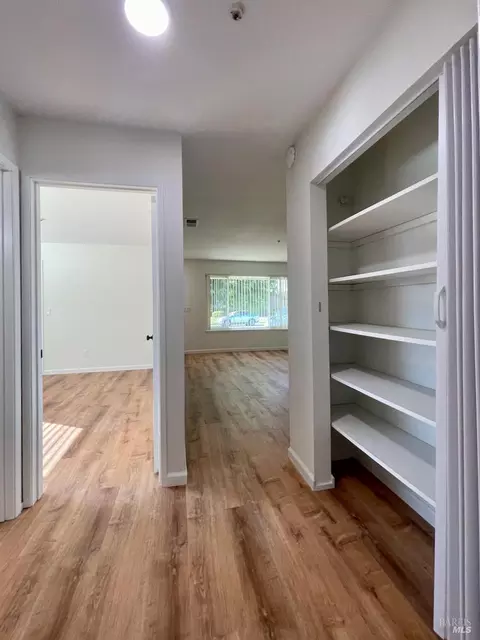 Entry Way - 476-478 Lincoln Ave, Cotati, CA 94931 photo 1 of 2