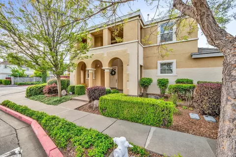 563 Abruzzi Ct, Fairfield, CA 94534 photo 2