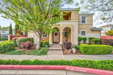 563 Abruzzi Ct, Fairfield, CA 94534