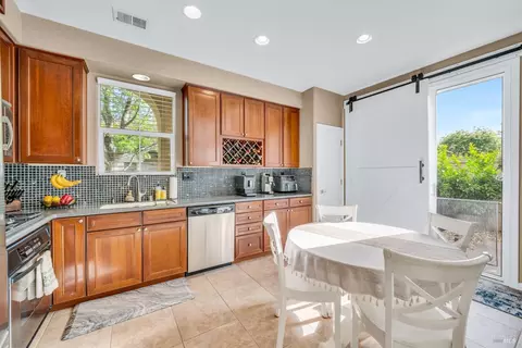 563 Abruzzi Ct, Fairfield, CA 94534 photo 12