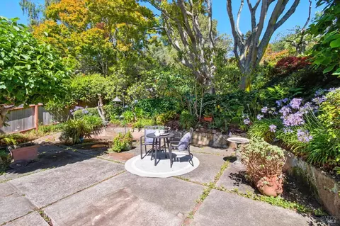 Exterior - 980 Euclid Ave, Berkeley, CA 94708 photo 6 of 11