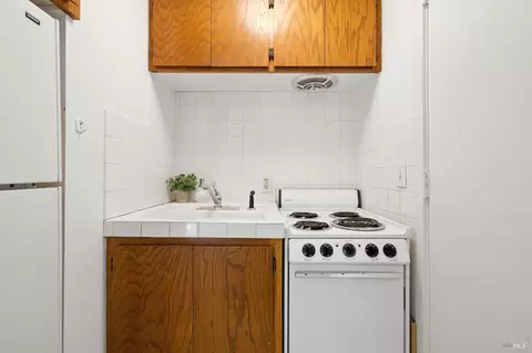 Kitchen - 980 Euclid Ave, Berkeley, CA 94708 photo 3 of 3