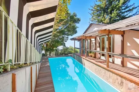 Exterior - 980 Euclid Ave, Berkeley, CA 94708 photo 3 of 11