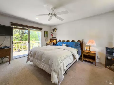 Bedroom - 11 Brookside Dr, San Anselmo, CA 94960 photo 1 of 1