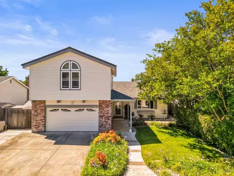 513 Wood Duck Dr, Suisun City, CA 94585