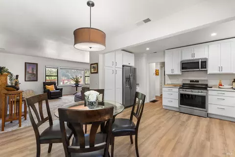 Dining - 420 Sky Oaks Dr, Angwin, CA 94508 photo 2 of 5