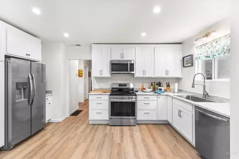 Kitchen - 420 Sky Oaks Dr, Angwin, CA 94508 photo 1 of 3