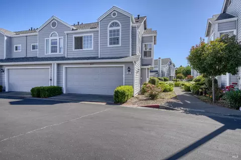 628 Wisteria Ln, Santa Rosa, CA 95407
