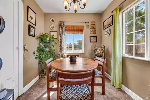 Dining - 1509 Broadway St, Vallejo, CA 94590 photo 1 of 1