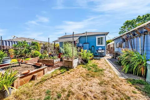 Exterior - 1509 Broadway St, Vallejo, CA 94590 photo 5 of 8