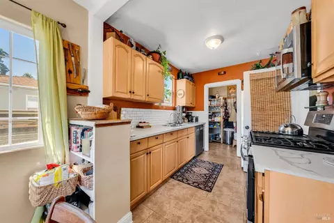 Kitchen - 1509 Broadway St, Vallejo, CA 94590 photo 3 of 3