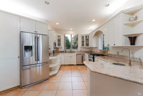 Kitchen - 620 Park Blvd, Ukiah, CA 95482 photo 1 of 3