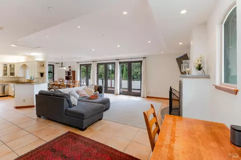 Living - 620 Park Blvd, Ukiah, CA 95482 photo 1 of 3