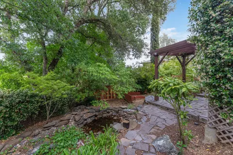 Exterior - 620 Park Blvd, Ukiah, CA 95482 photo 13 of 15