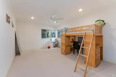 Bedroom - 620 Park Blvd, Ukiah, CA 95482 photo 3 of 4