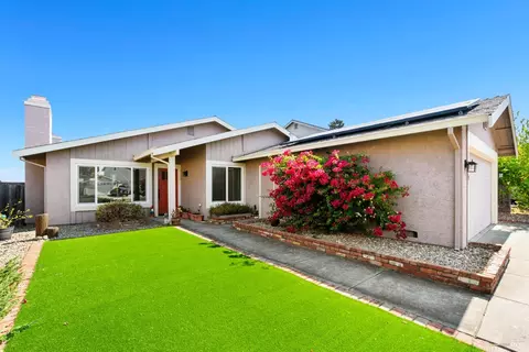 Exterior - 140 Bluebell Pl, Vallejo, CA 94591 photo 5 of 12