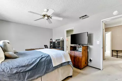 Bedroom - 140 Bluebell Pl, Vallejo, CA 94591 photo 8 of 8