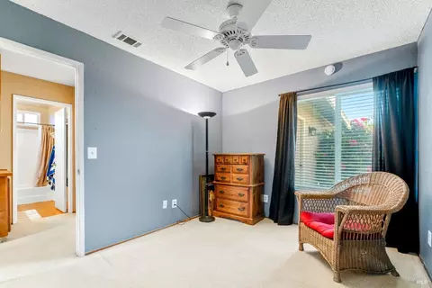 Bedroom - 140 Bluebell Pl, Vallejo, CA 94591 photo 2 of 8