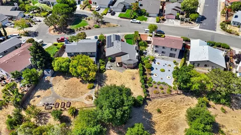 View/Area - 140 Bluebell Pl, Vallejo, CA 94591 photo 6 of 11