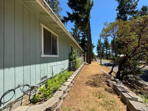 1617 Alcott Ln, Willits, CA 95490 photo 17