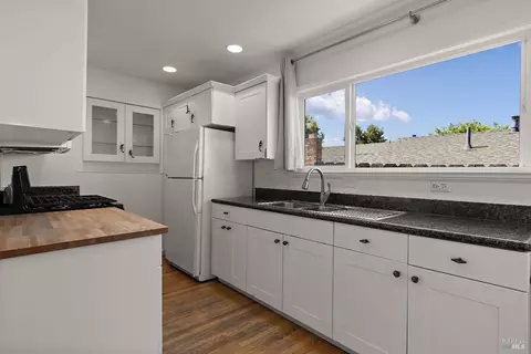 Kitchen - 425 Gonzaga Ave, Vallejo, CA 94589 photo 1 of 2